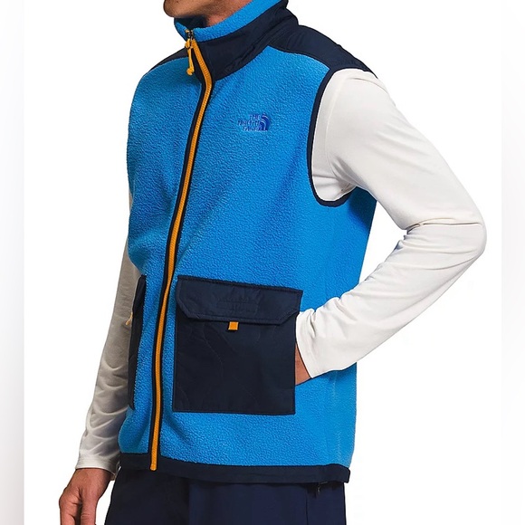 The North Face Royal Arch Fleece Vest in Supersonic Blue/ Summit Navy - Picture 3 of 6